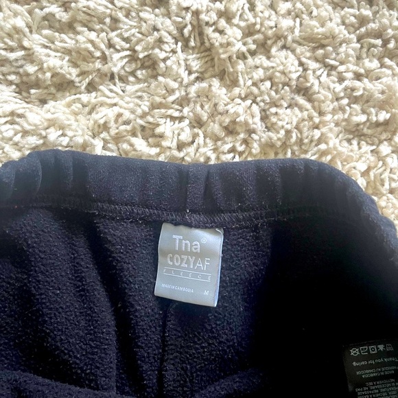 Aritzia shorts - Picture 4 of 5